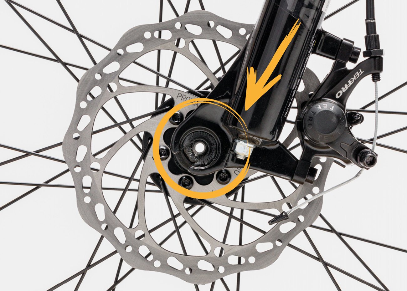 How to properly line up front wheel and electric bike suspension fork