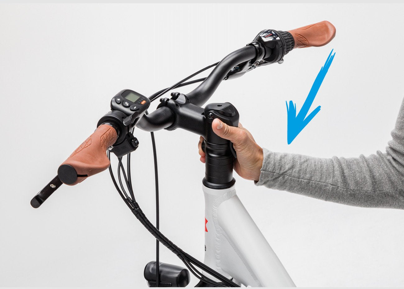 Electric bike handlebar adjustment
